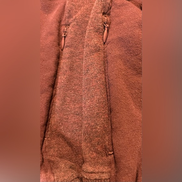 Women’s large burgundy turtle neck/cowel neck Yogacore sweatshirt. - Picture 3 of 8